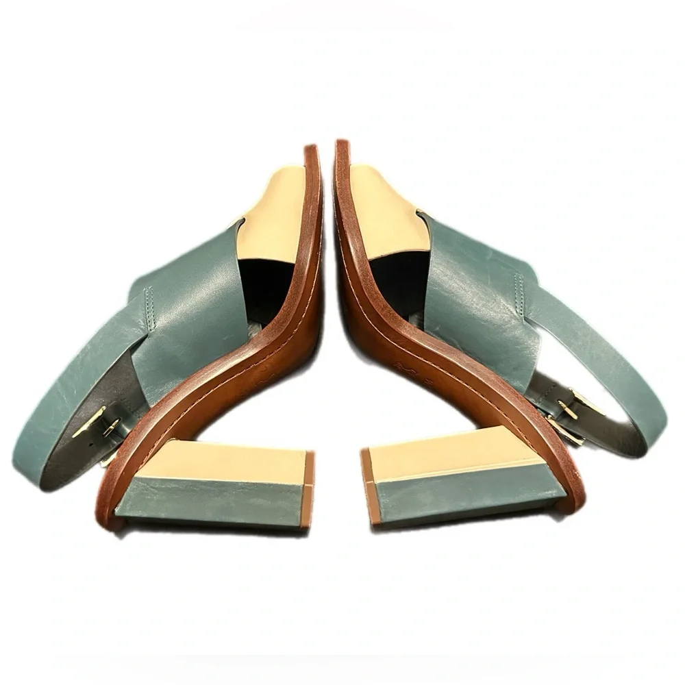 Tory Burch Green and Ivory‎ Size 7.5 Bleecker Shoes